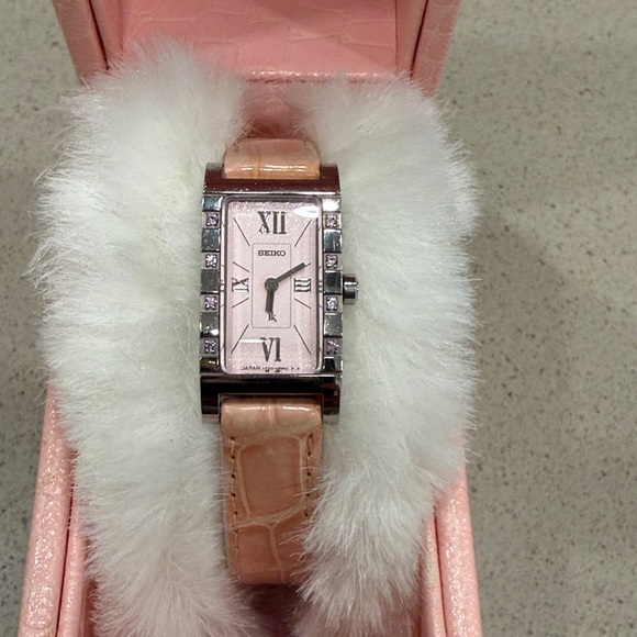 Seiko Lucia Rumiko watch with pink crystals main image 10